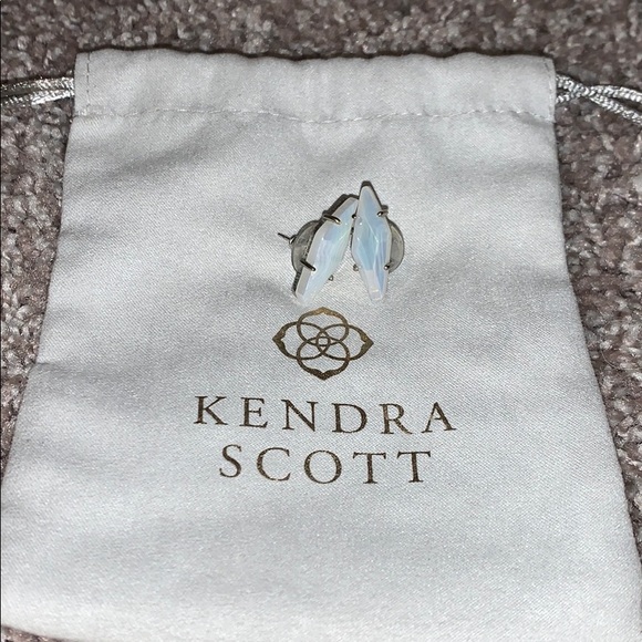 Kendra Scott studs